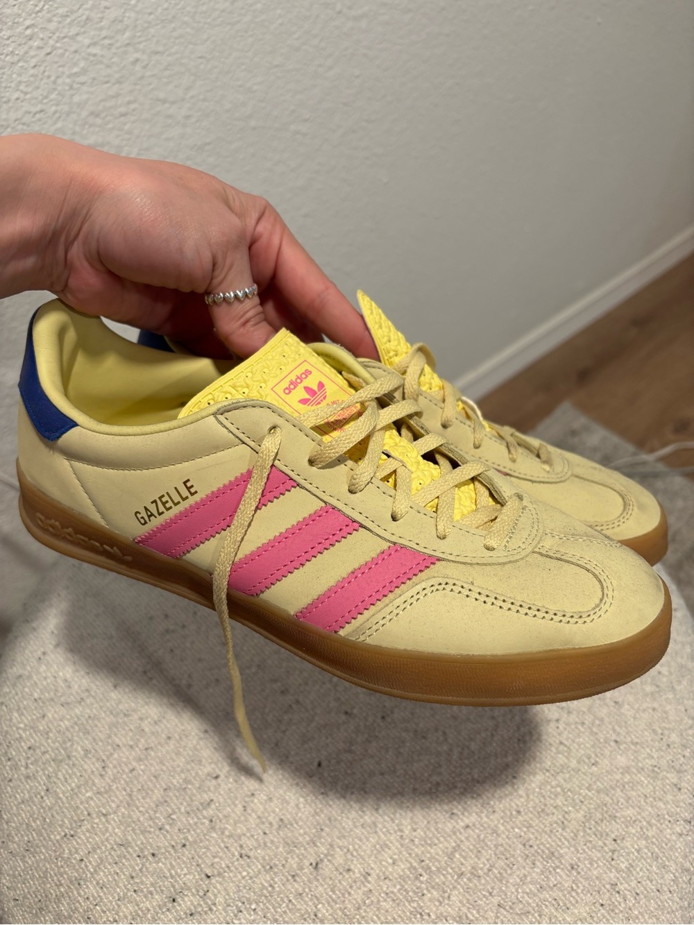 Adidas Gazelle yellow/pink trainers sneakers